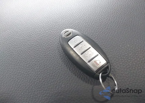 2014 Nissan Sentra Sr z USA, uszkodzony, nr VIN 3N1AB7AP0EY330949